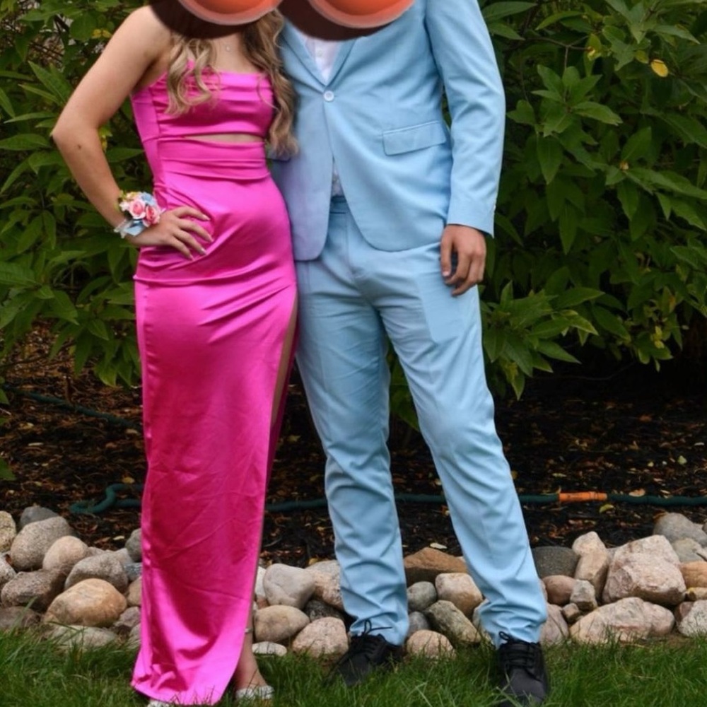 pink formal dress - Picture 4 of 4